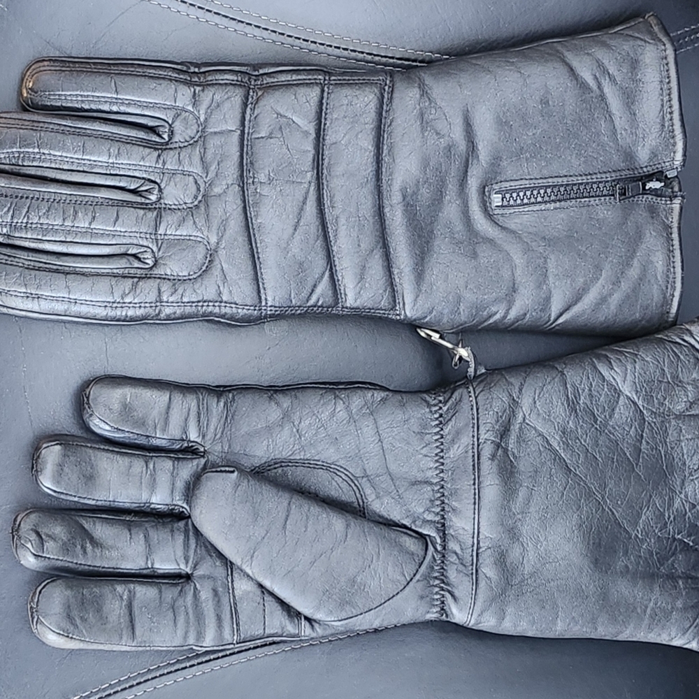 Leather Set - image 4